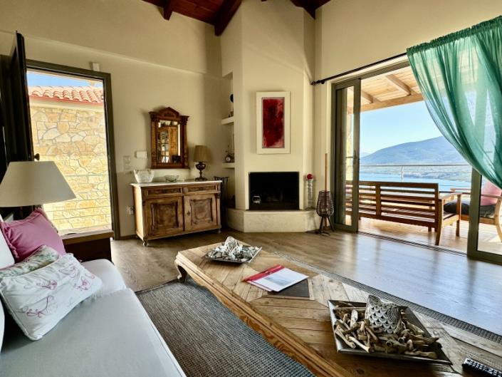 Image No.10-3 Bed Villa for sale