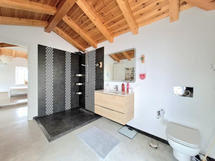 Image No.26-2 Bed House for sale