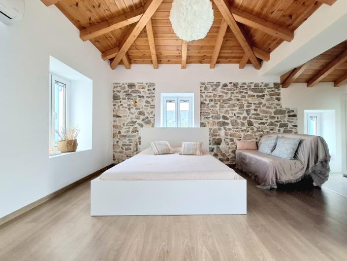 Image No.16-2 Bed House for sale