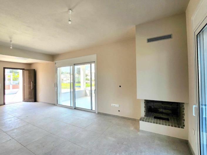 Image No.8-3 Bed Villa for sale