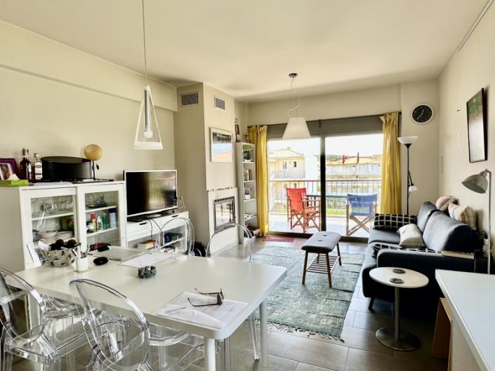 Image No.10-2 Bed Apartment for sale