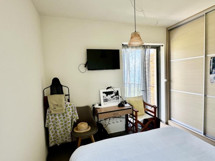 Image No.20-2 Bed Apartment for sale