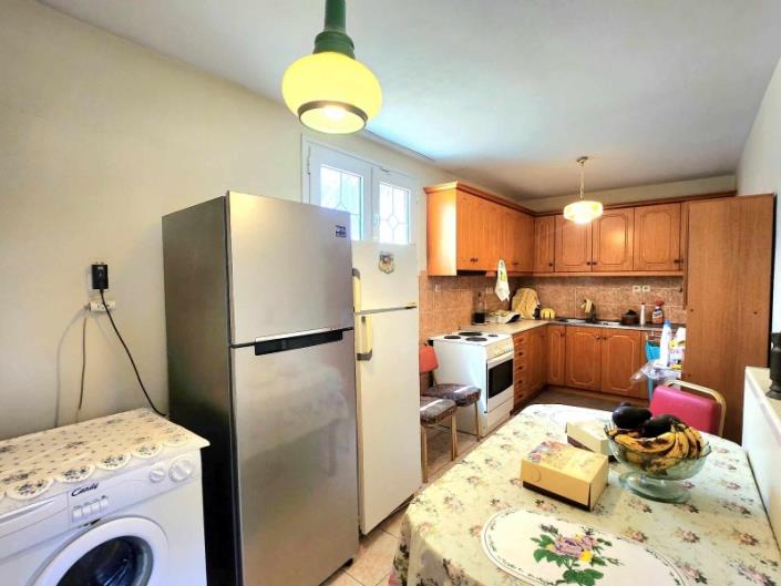 Image No.25-6 Bed House for sale