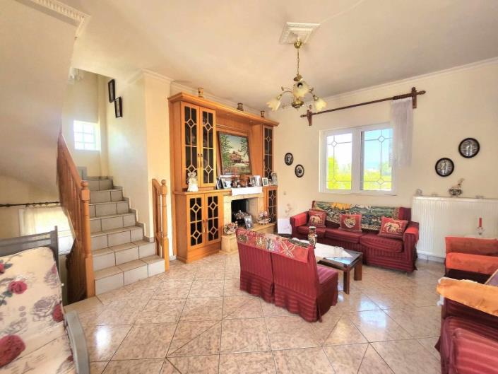 Image No.13-6 Bed House for sale