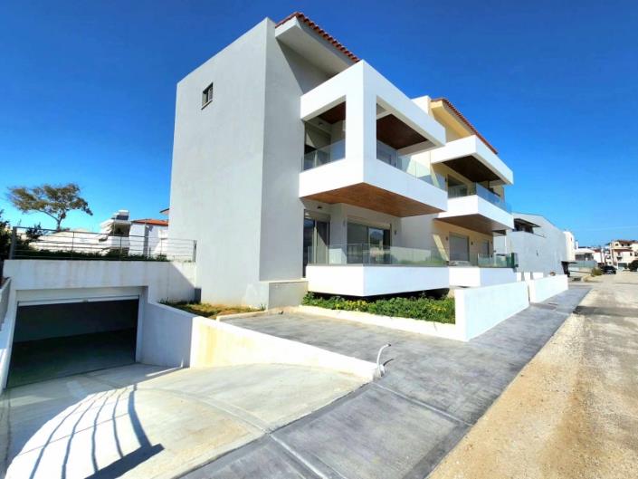 Image No.36-3 Bed House for sale