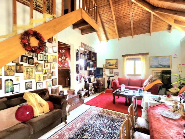 Image No.8-3 Bed House for sale