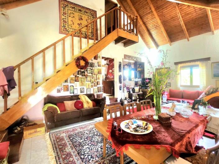 Image No.9-3 Bed House for sale