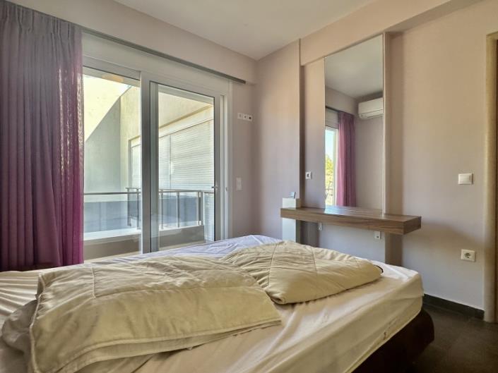 Image No.25-1 Bed Apartment for sale