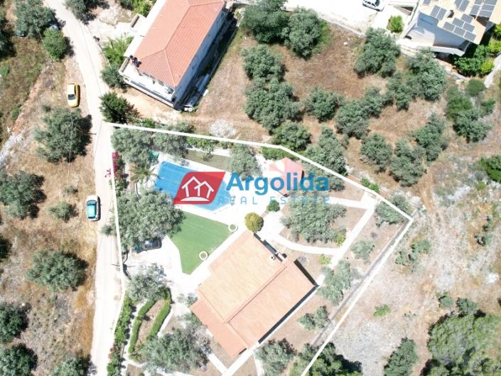 Image No.3-3 Bed House for sale