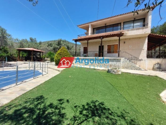 Image No.12-3 Bed House for sale