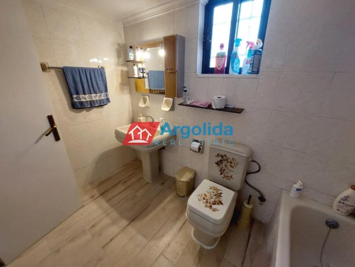 Image No.16-3 Bed House for sale