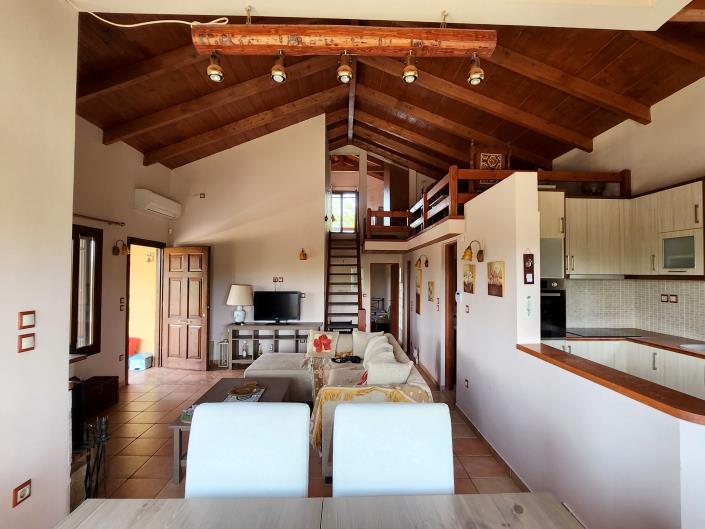 Image No.10-3 Bed Village House for sale