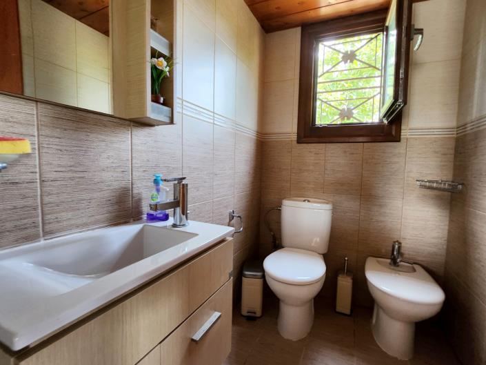 Image No.18-3 Bed Village House for sale