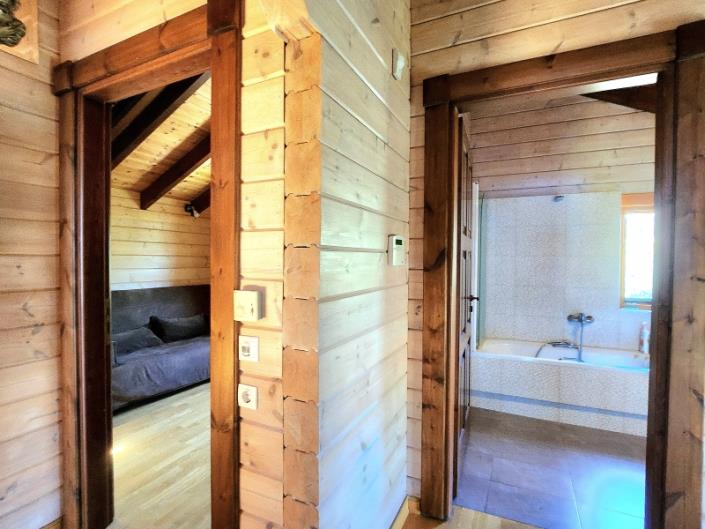 Image No.30-4 Bed Villa / Detached for sale