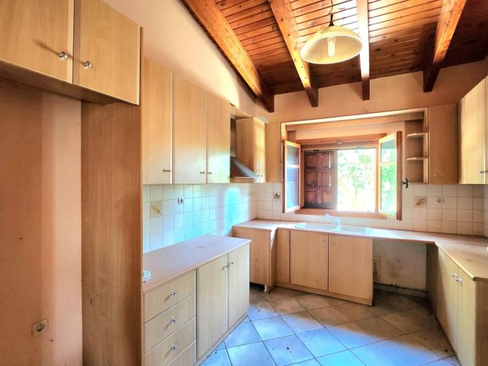 Image No.2-3 Bed Country House for sale