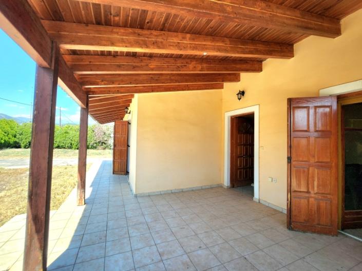 Image No.15-3 Bed Country House for sale