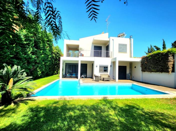 Image No.1-3 Bed Villa for sale