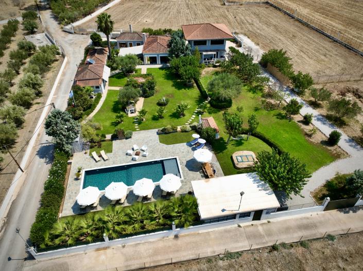 Image No.1-5 Bed Villa for sale
