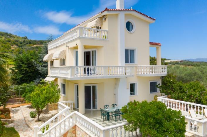 Image No.2-5 Bed Villa for sale