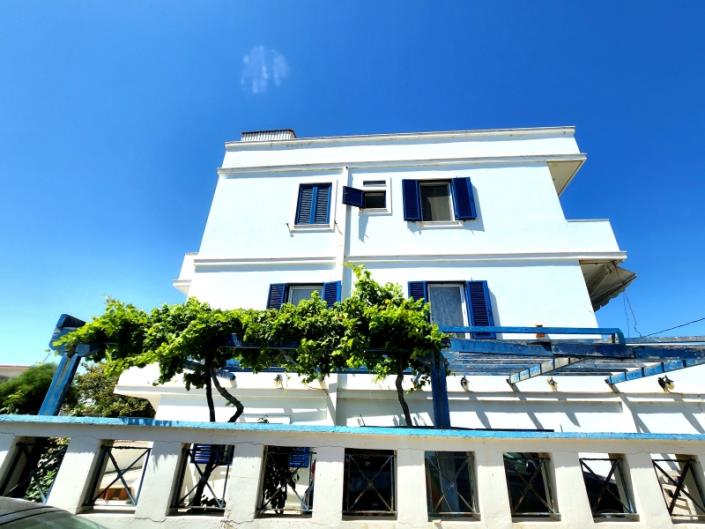 Image No.5-4 Bed House for sale