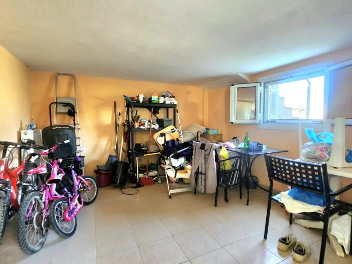 Image No.20-3 Bed House for sale