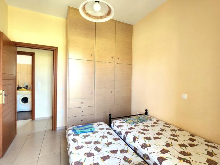 Image No.13-3 Bed House for sale