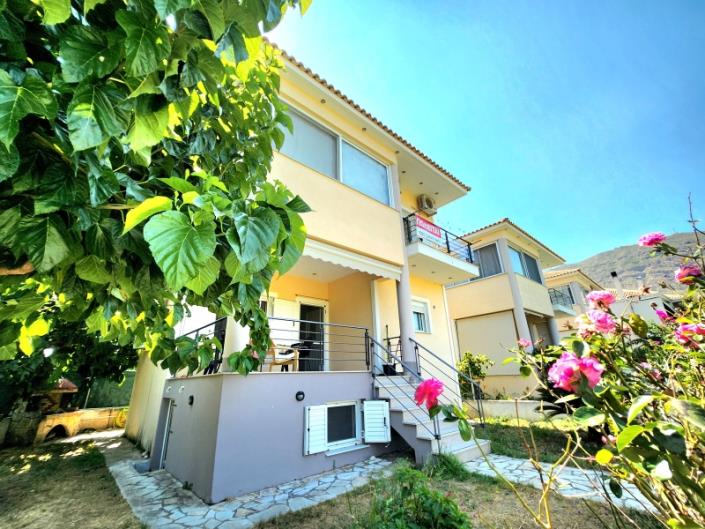 Image No.26-3 Bed House for sale