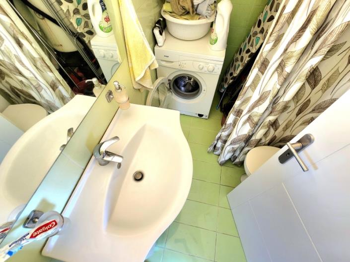 Image No.12-2 Bed Apartment for sale