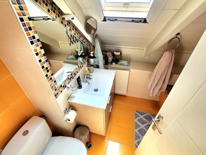 Image No.17-2 Bed Apartment for sale