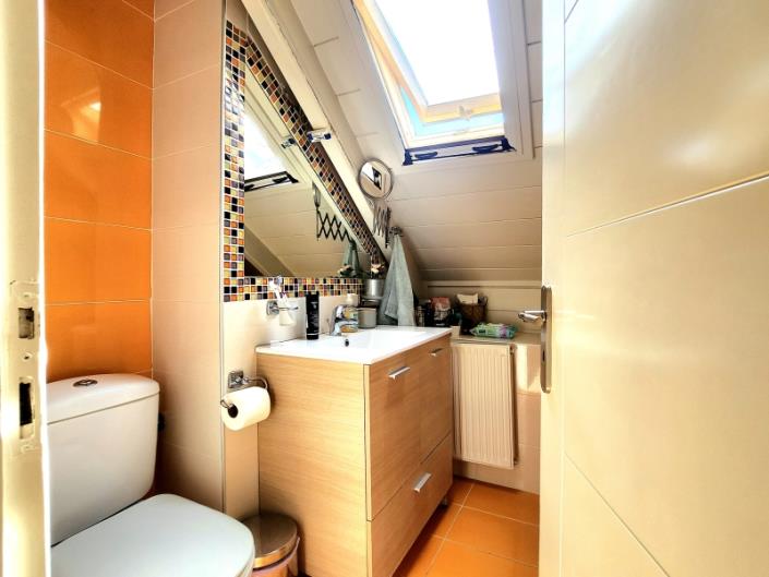 Image No.18-2 Bed Apartment for sale