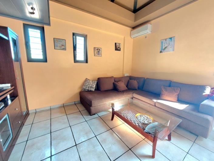 Image No.13-2 Bed House for sale