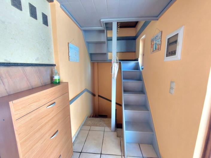 Image No.16-2 Bed House for sale