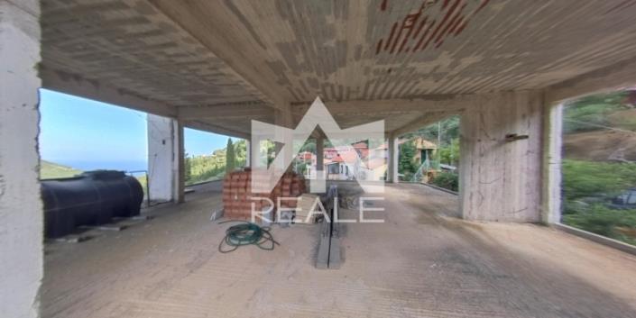 Image No.17-2 Bed House for sale