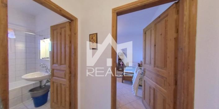 Image No.4-2 Bed House for sale