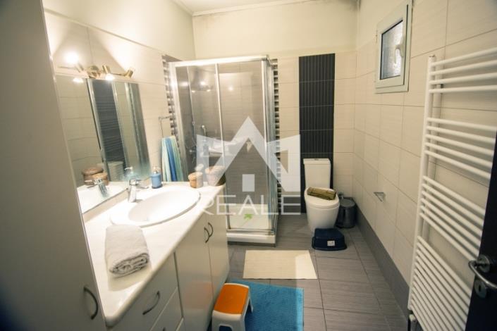 Image No.12-3 Bed Semi-Detached for sale