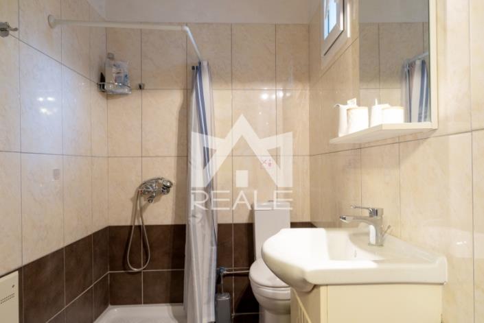 Image No.10-3 Bed House for sale