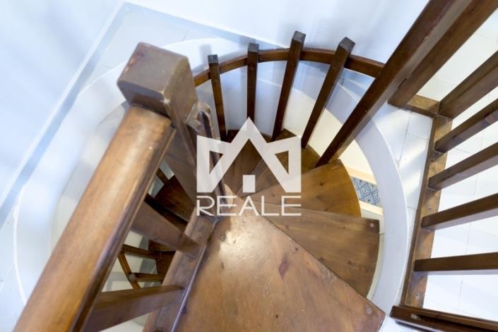 Image No.6-2 Bed Maisonette for sale