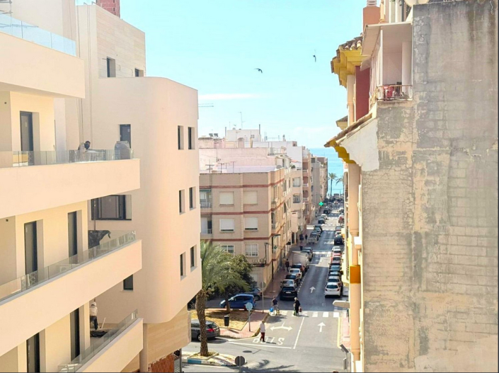 Image No.12-2 Bed Apartment for sale