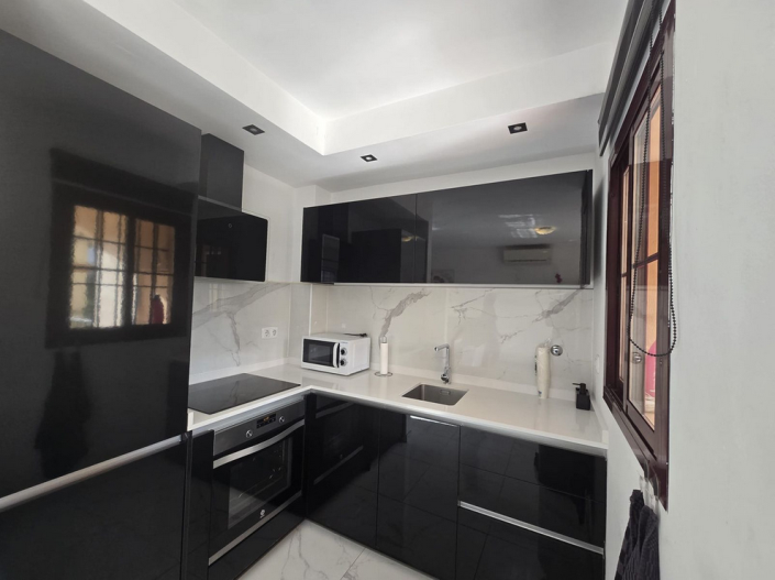 Image No.12-2 Bed Apartment for sale