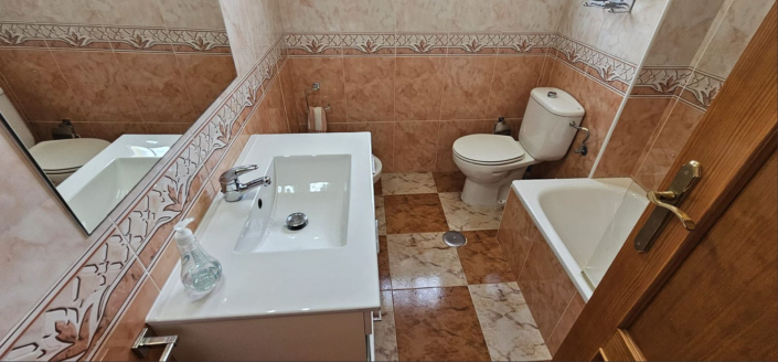 Image No.14-2 Bed Apartment for sale