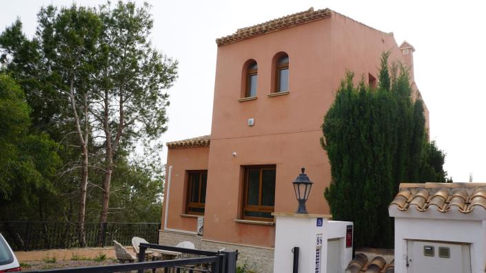 Image No.9-4 Bed Villa for sale