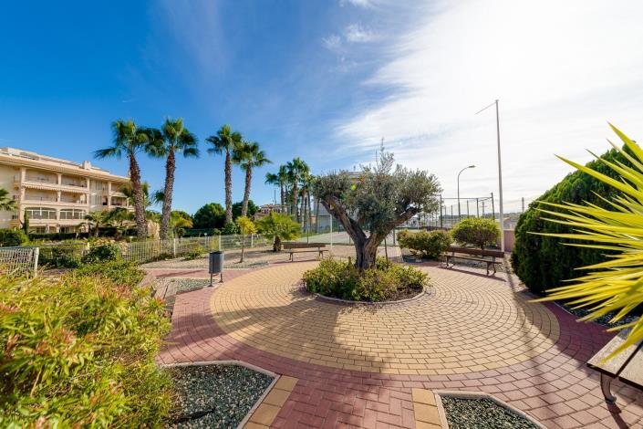 Image No.24-2 Bed Apartment for sale