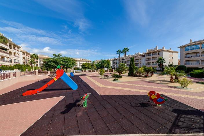 Image No.27-2 Bed Apartment for sale