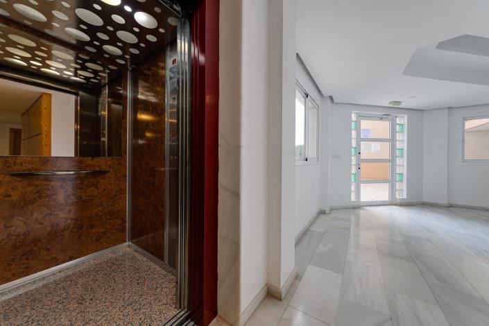 Image No.28-2 Bed Apartment for sale