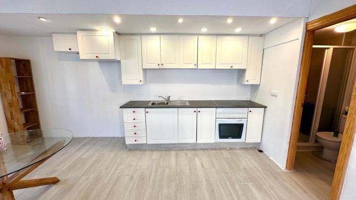 Image No.13-3 Bed Townhouse for sale