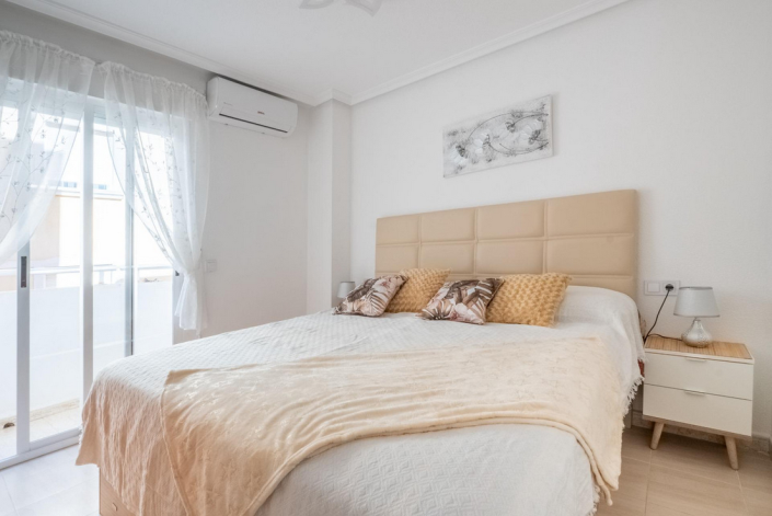 Image No.11-2 Bed Apartment for sale