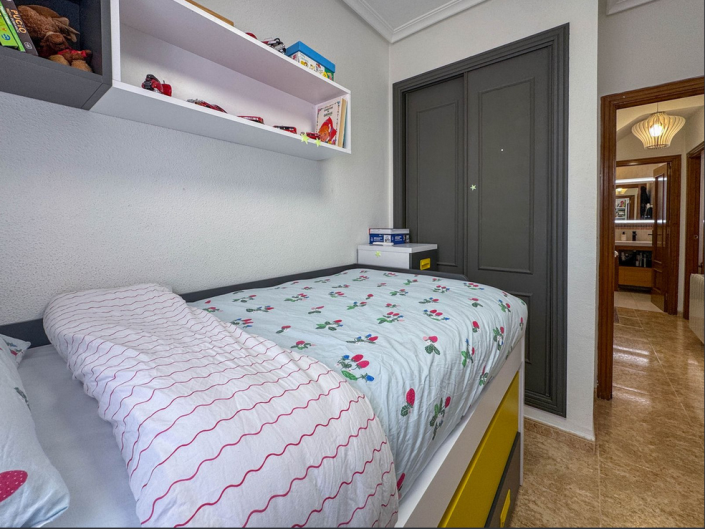 Image No.21-3 Bed Townhouse for sale