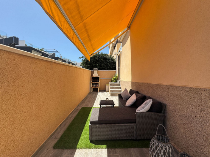 Image No.35-3 Bed Townhouse for sale