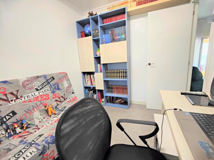 Image No.24-4 Bed Villa for sale