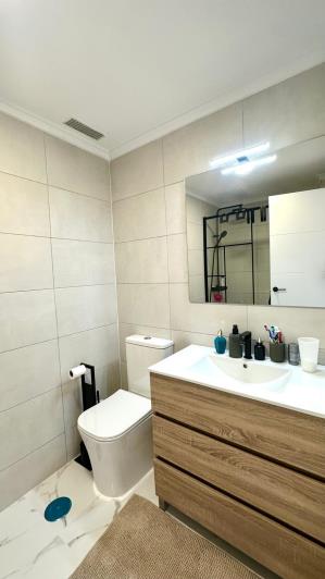 Image No.18-2 Bed Apartment for sale